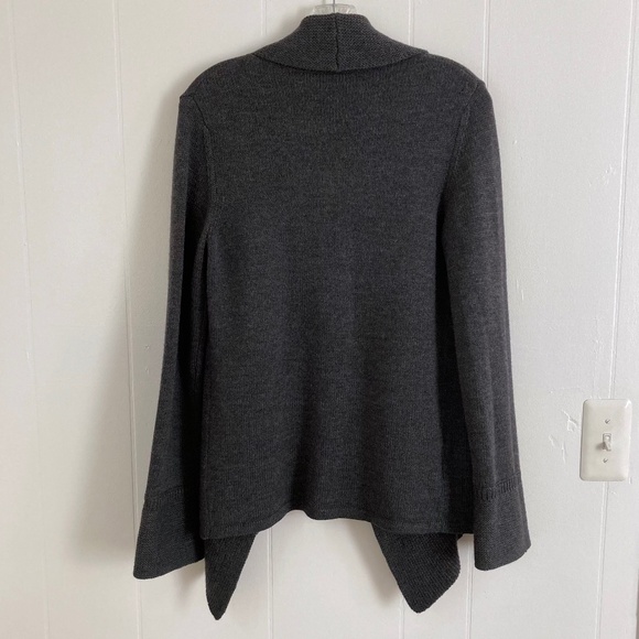 Charcoal Gray ANN TAYLOR 100% Merino Wool Cardigan Sweater M - Picture 3 of 5
